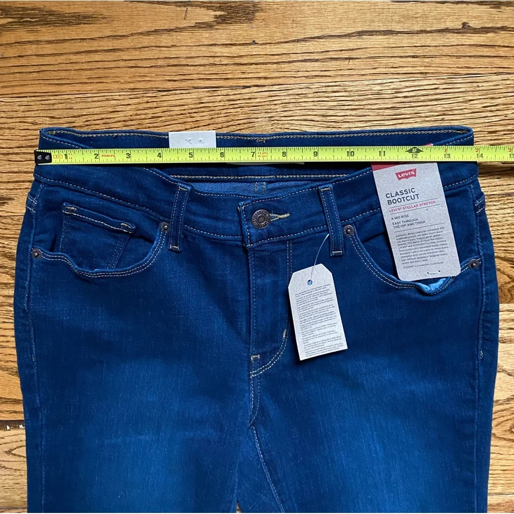 Levis classic mid